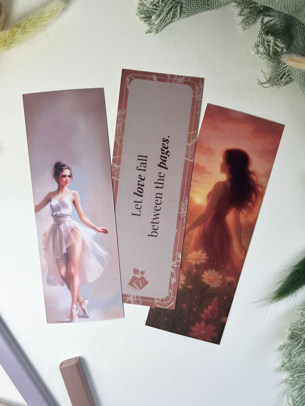 "Rosy Chapters" – Lesezeichen