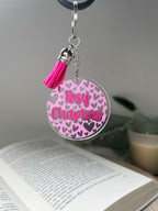 "Rosy Chapters" – Anhänger