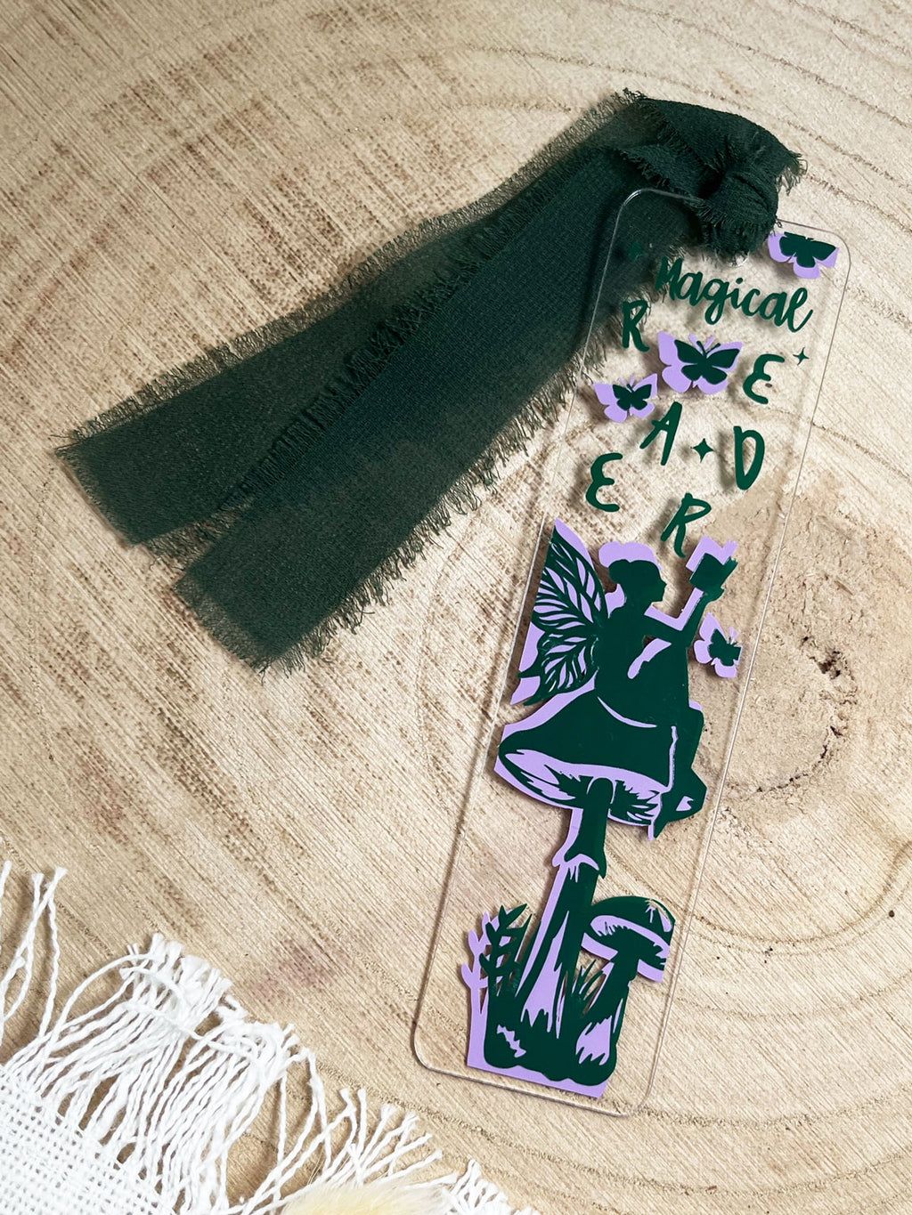 "Romantasy Woods" – Acryl Lesezeichen