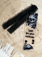 "Dark Whispers" – Acryl Lesezeichen