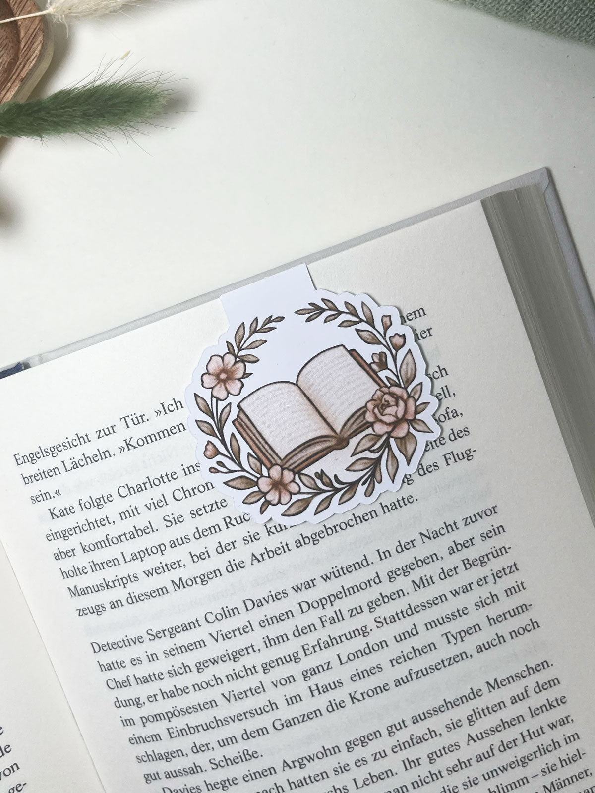 "Rosy Chapters" – Magnet Lesezeichen-Set