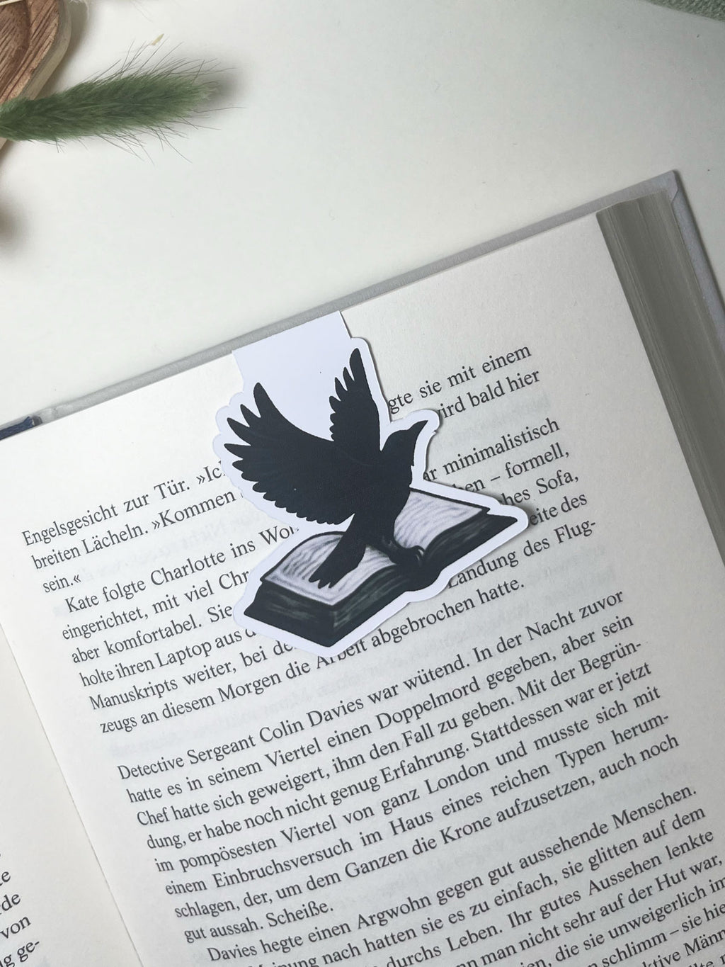 "Dark Whispers" – Magnet Lesezeichen-Set