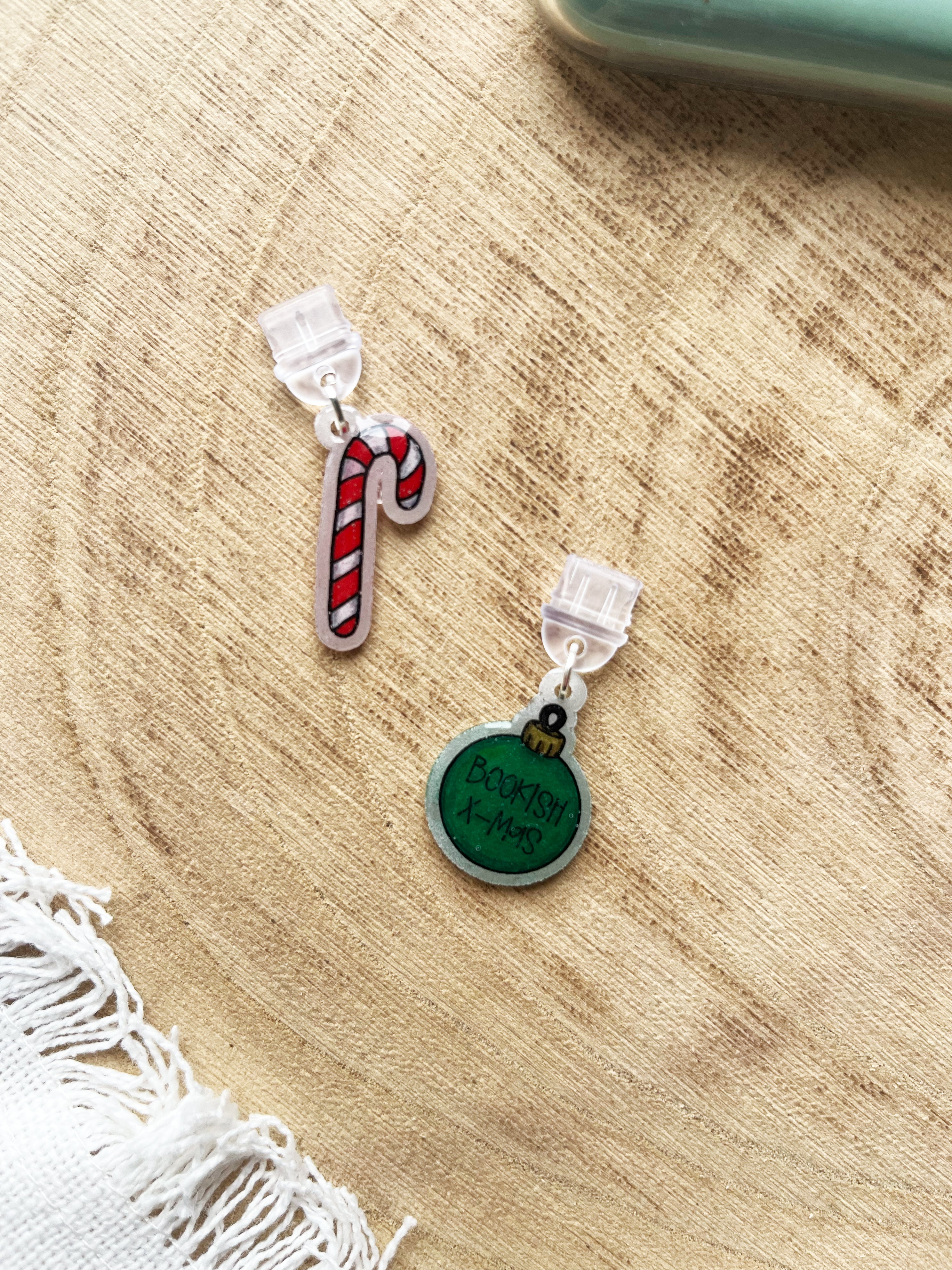 "Christmas Tales" Dust-Charms