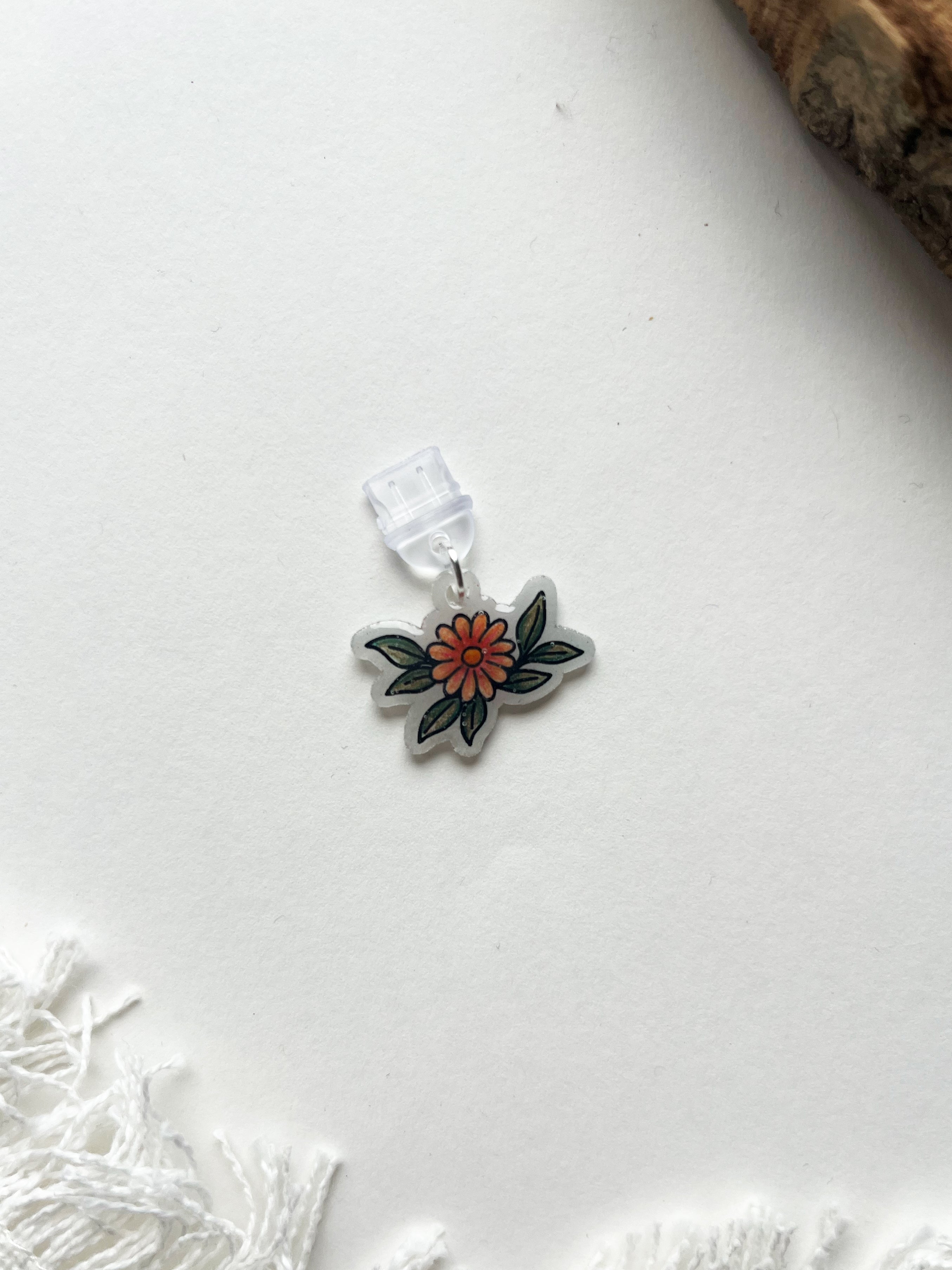 "Rosy Chapters" Dust-Charms