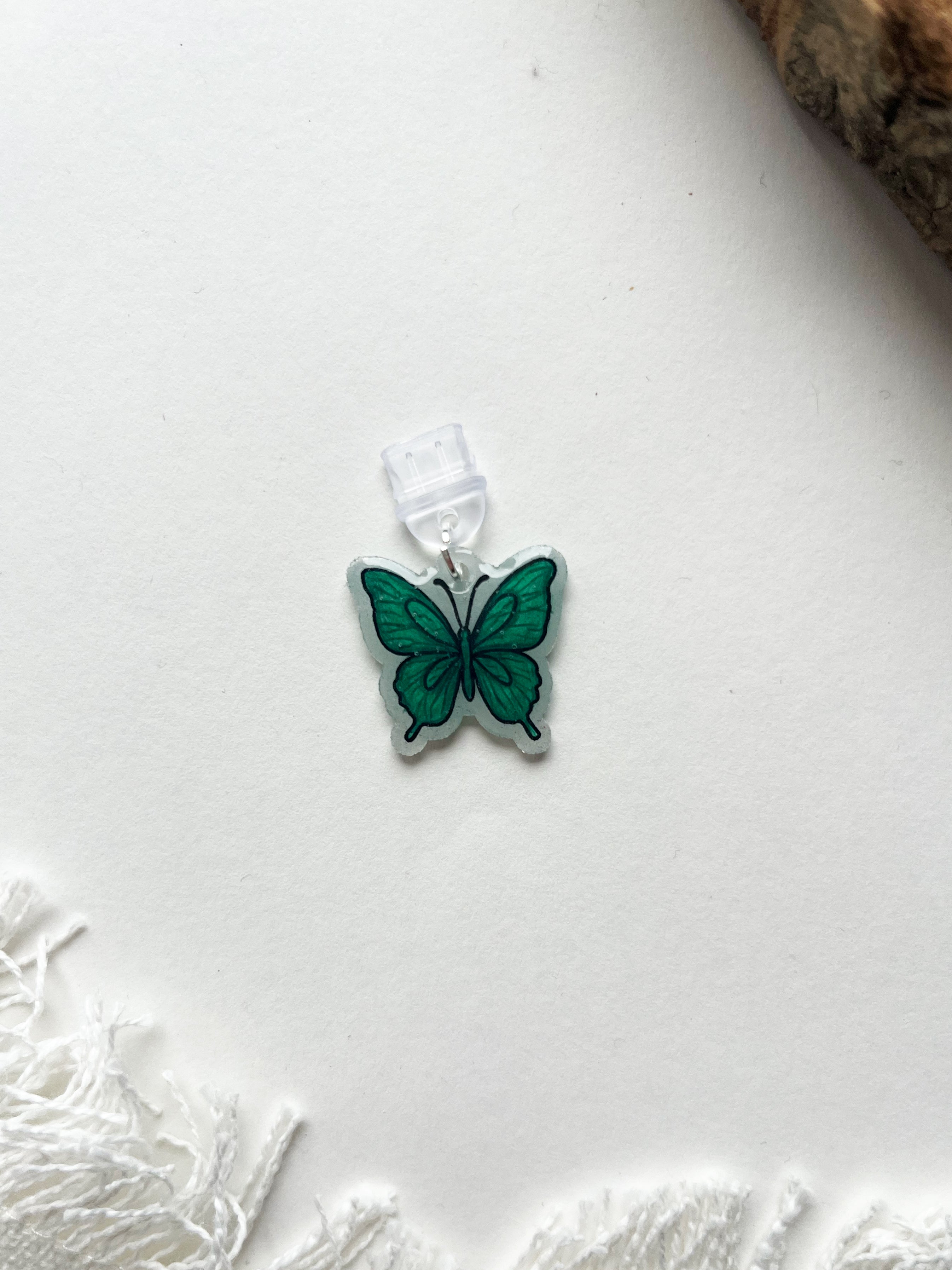 "Romantasy Woods" Dust-Charms