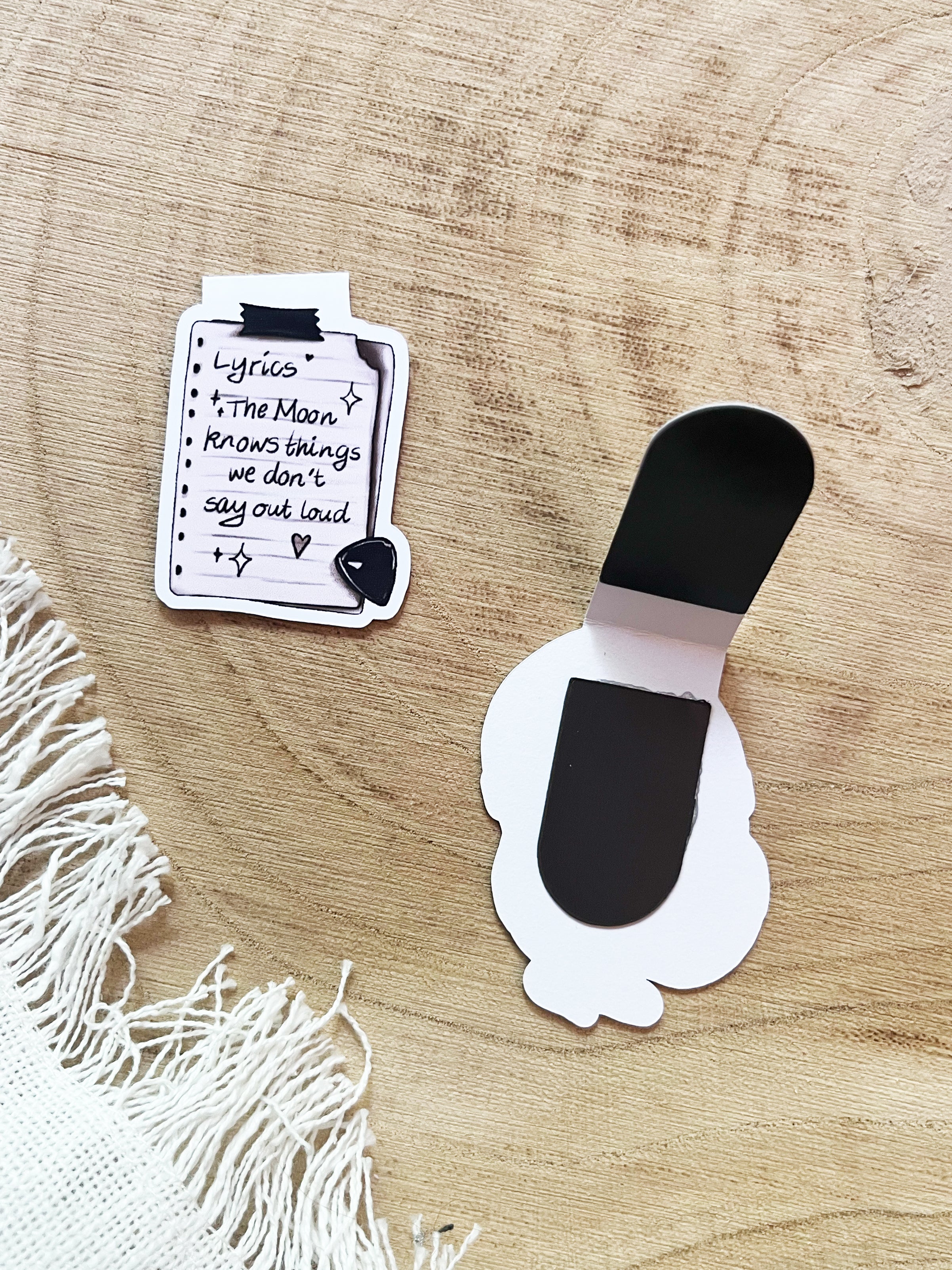 "Midnight Melodies" – Magnet Lesezeichen-Set