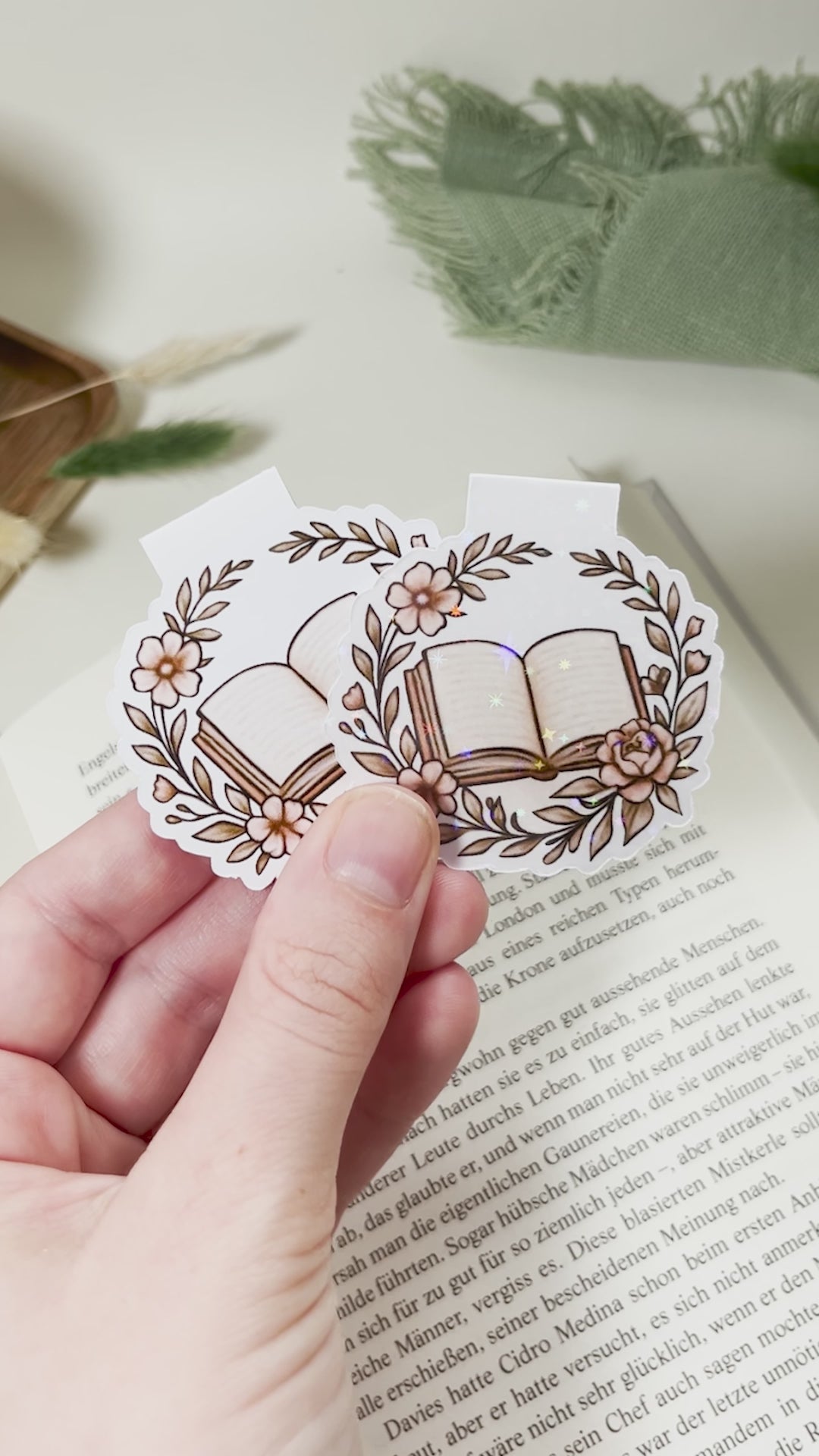 "Rosy Chapters" – Magnet Lesezeichen-Set